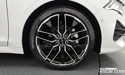 Kia K5 2022 1.6 Автомат в Москве № 55761, миниатюра 5