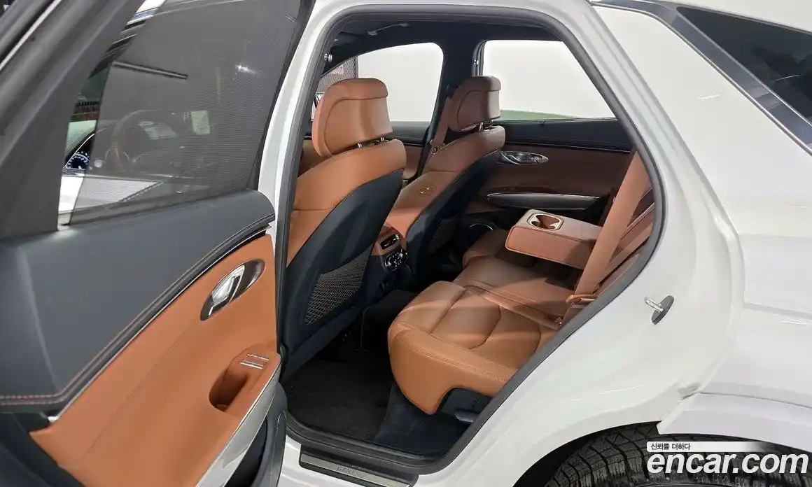 Genesis GV70 2024 2.5 Автомат в Москве № 56357, фото 3