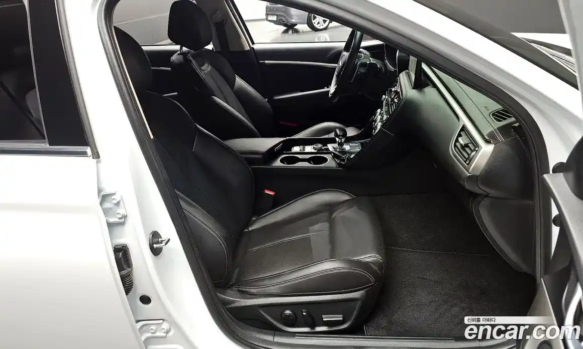 Genesis G70 2023 2.0 Автомат в Москве № 57562, фото 10