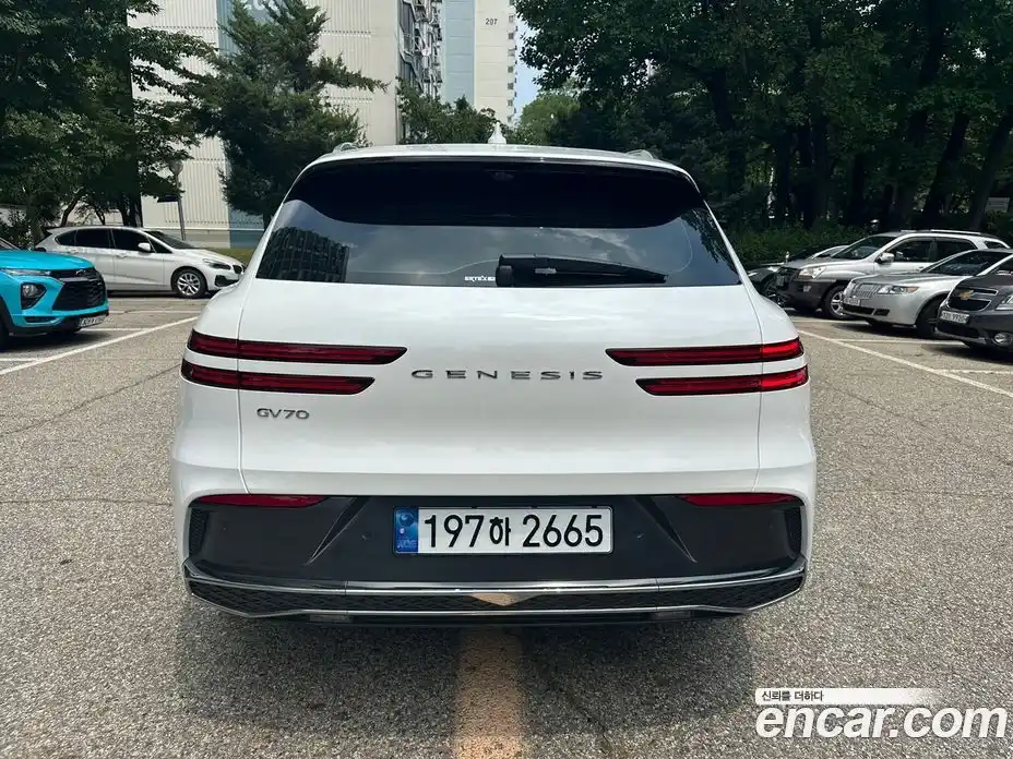Genesis GV70 2025 2.5 Автомат в Москве № 57869, фото 5