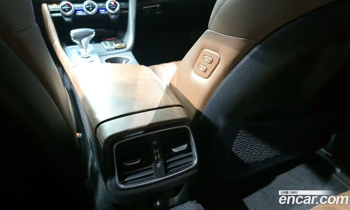 Genesis G70 2019 2.0 Автомат в Москве № 75420, фото 17