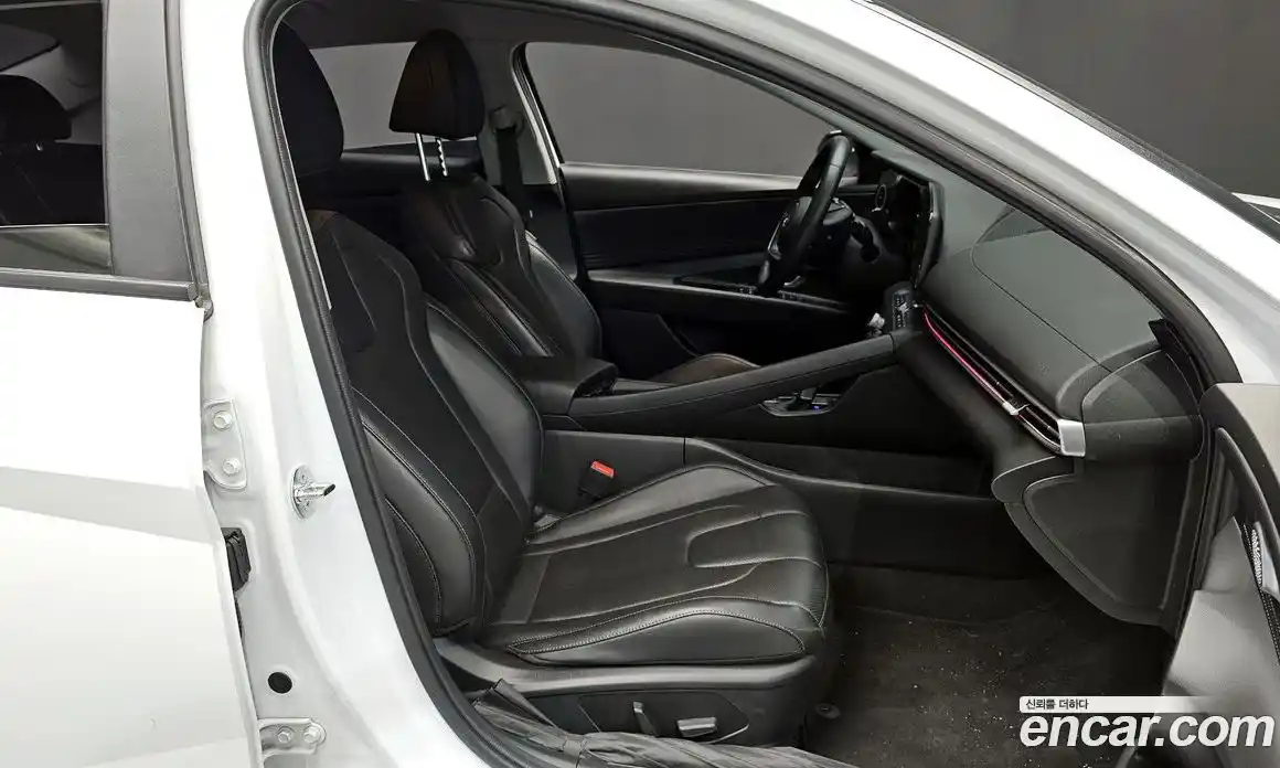 Hyundai Avante 2024 1.6 Автомат в Москве № 7747, фото 11