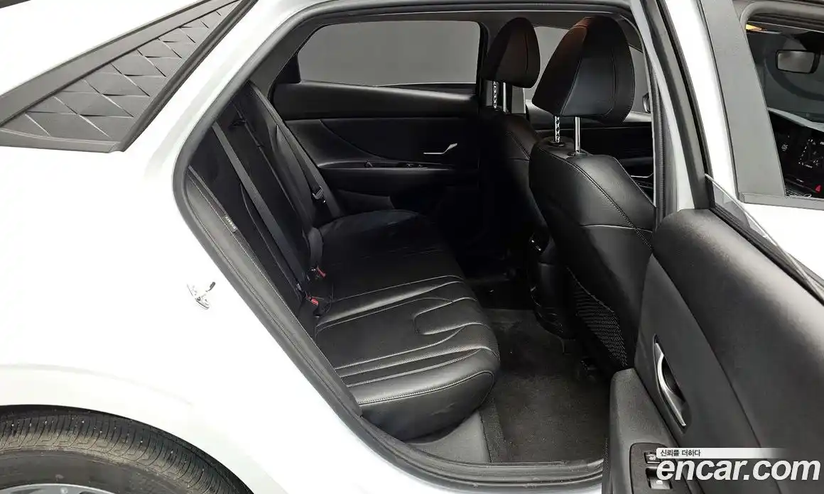 Hyundai Avante 2024 1.6 Автомат в Москве № 7747, фото 12