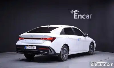 Hyundai Avante 2024 1.6 Автомат в Москве № 7747, миниатюра 2