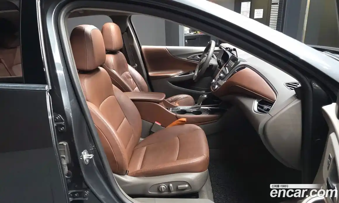 Chevrolet Malibu 2017 2.0 Автомат в Москве № 96384, фото 18