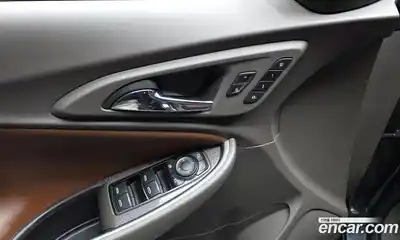 Chevrolet Malibu 2017 2.0 Автомат в Москве № 96384, миниатюра 9