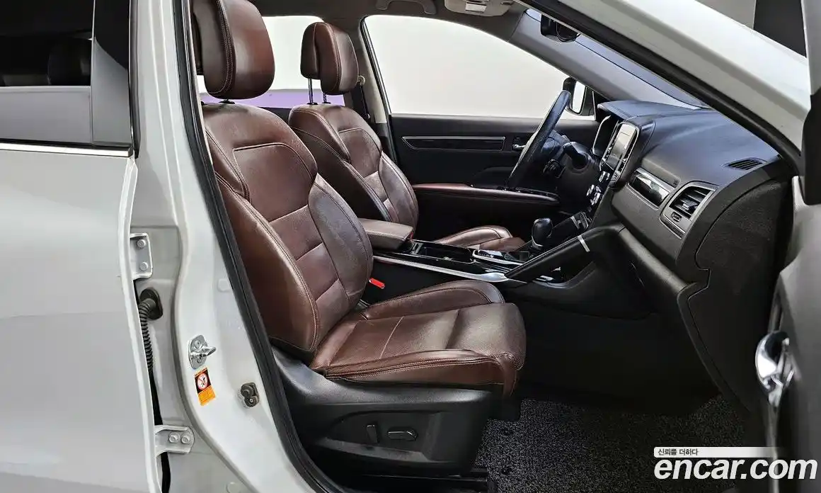 Renault QM6 2017 2.0 Автомат в Москве № 106663, фото 3