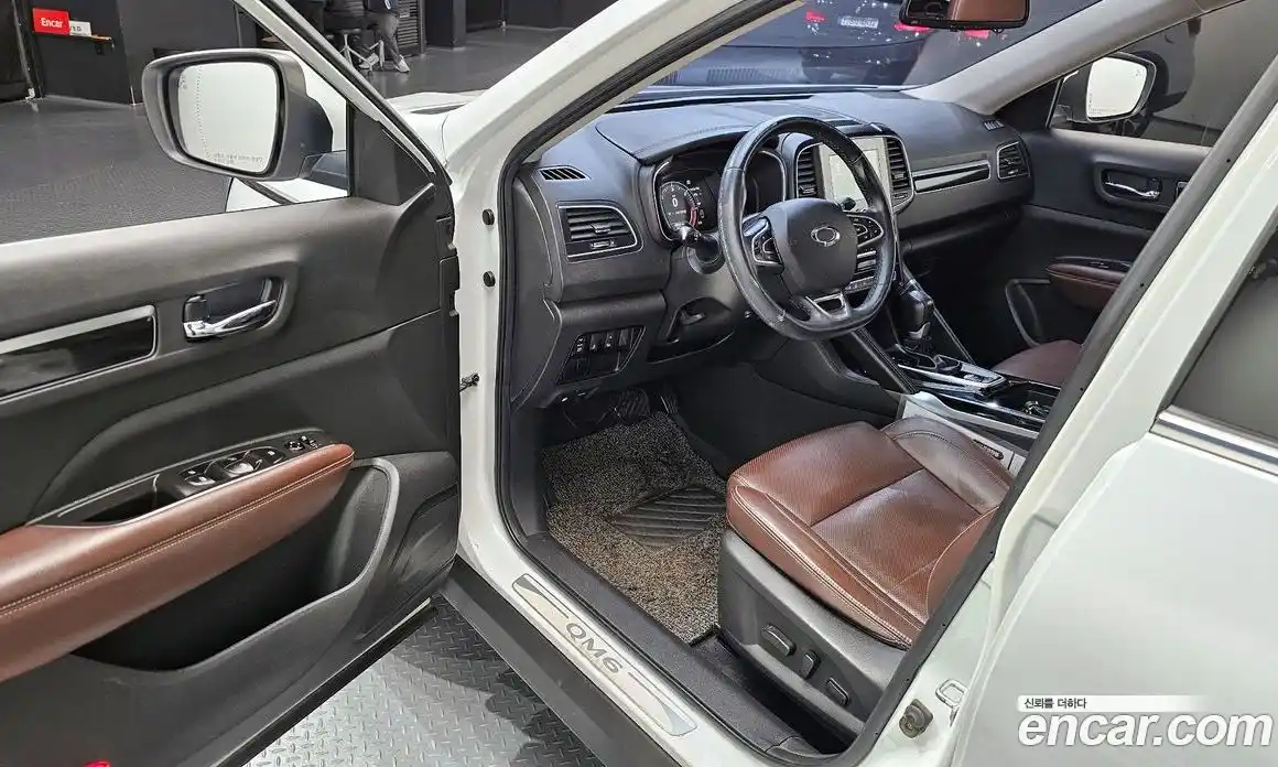 Renault QM6 2017 2.0 Автомат в Москве № 106663, фото 9