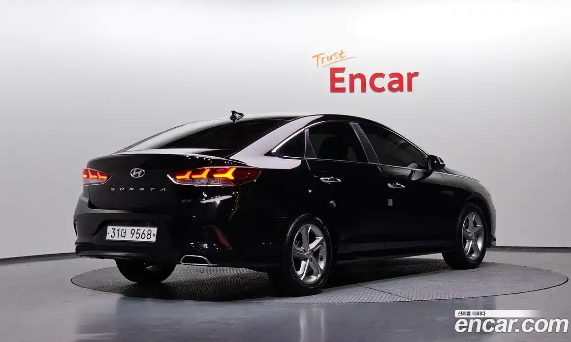 Hyundai Sonata 2019 1.7 Автомат в Москве № 107915, фото 17