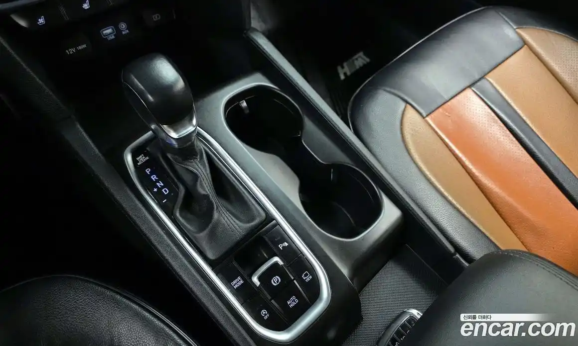 Hyundai Santa Fe 2020 2.0 Автомат в Москве № 111128, фото 11