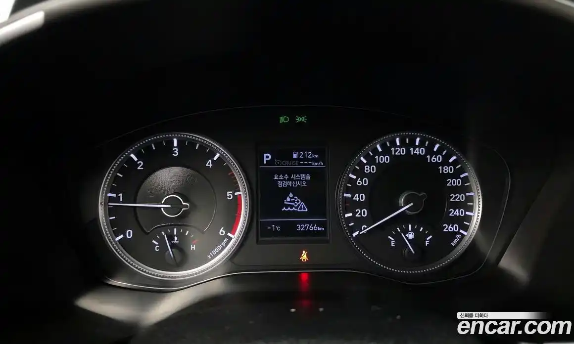 Hyundai Santa Fe 2020 2.0 Автомат в Москве № 111128, фото 5