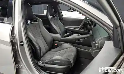 Hyundai Avante 2022 2.0 Механическая в Москве № 112739, миниатюра 11