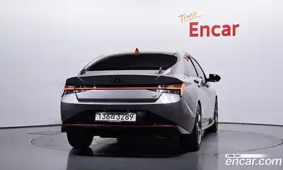 Hyundai Avante 2022 2.0 Механическая в Москве № 112739, миниатюра 2