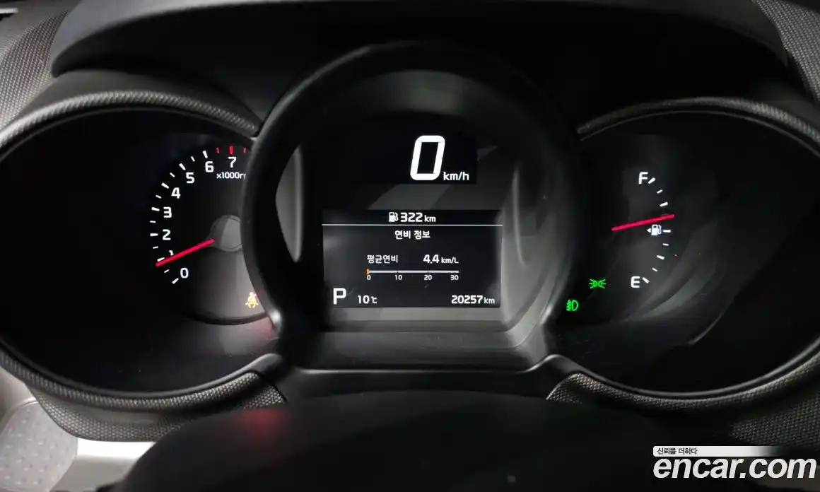 Kia Ray 2022 1.0 Автомат в Москве № 120162, фото 12