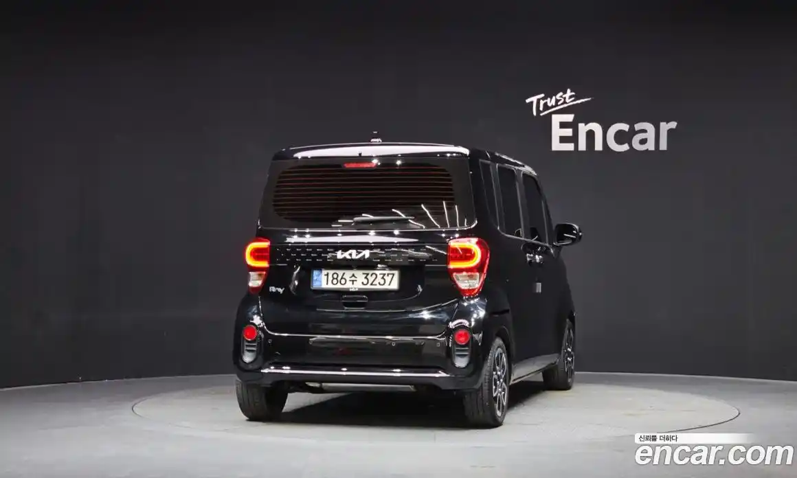 Kia Ray 2022 1.0 Автомат в Москве № 120162, фото 20