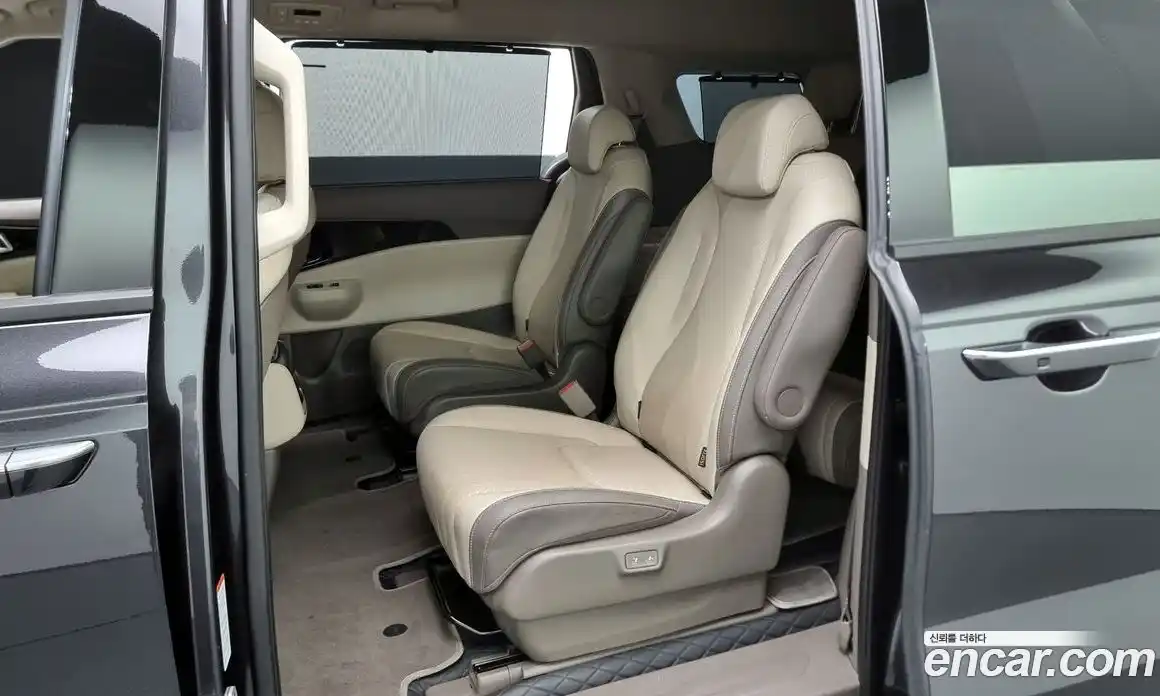 Kia Canival 2025 1.6 Автомат в Москве № 120191, фото 9