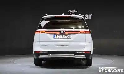 Kia Canival 2023 3.5 Автомат в Москве № 128511, миниатюра 11