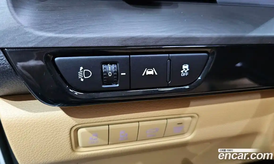 Kia Canival 2023 3.5 Автомат в Москве № 128511, фото 8