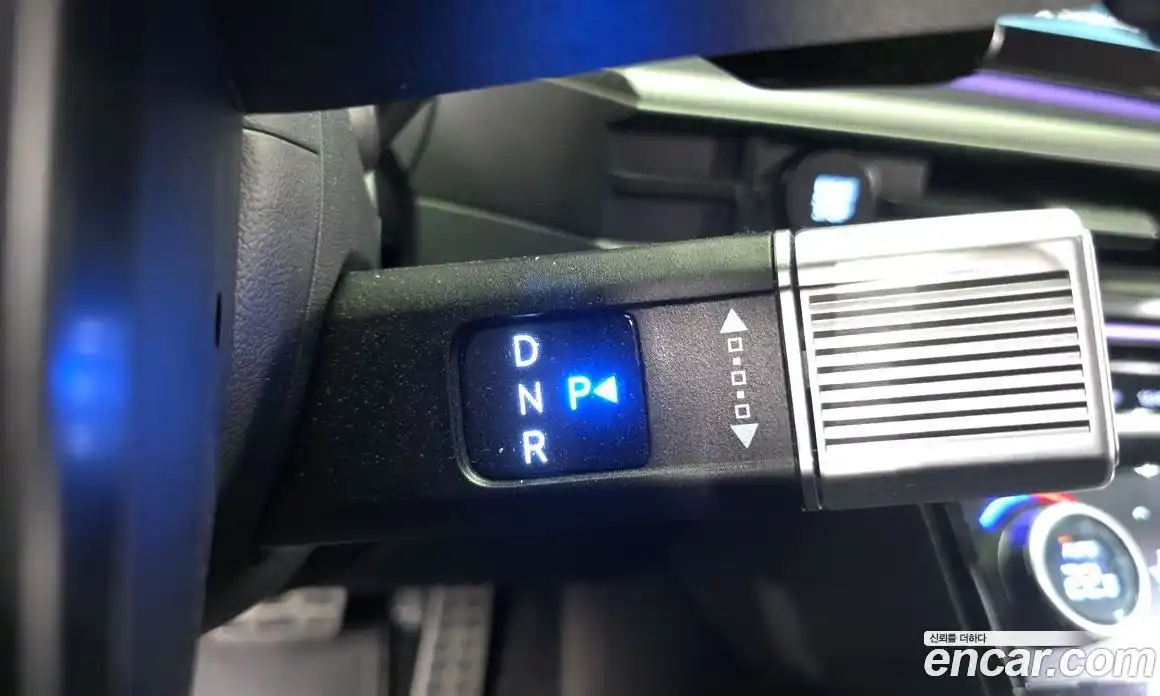 Hyundai Santa Fe 2024 1.6 Автомат в Москве № 130840, фото 18