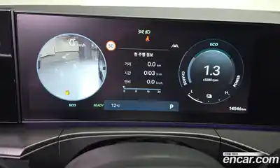 Hyundai Santa Fe 2024 1.6 Автомат в Москве № 130840, миниатюра 7