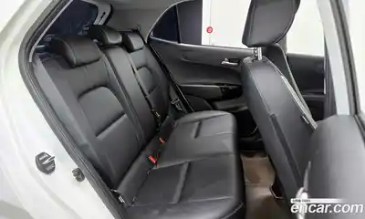 Kia Morning 2023 1.0 Автомат в Москве № 131178, миниатюра 6