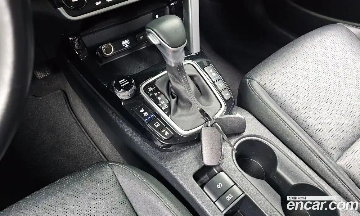 Kia Seltos 2022 1.6 Автомат в Москве № 132405, фото 8