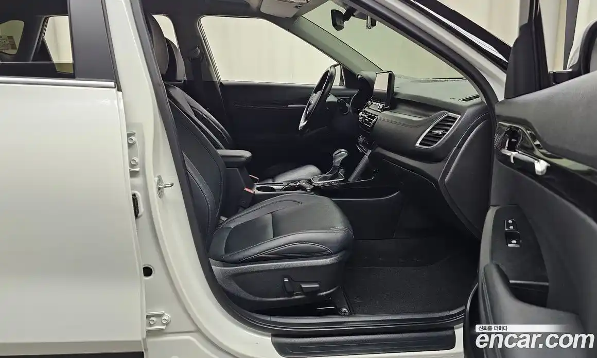 Kia Seltos 2022 1.6 Автомат в Москве № 132405, фото 10