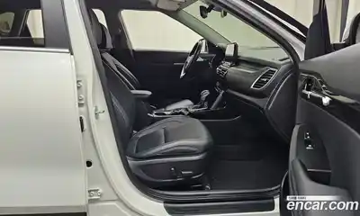 Kia Seltos 2022 1.6 Автомат в Москве № 132405, миниатюра 10