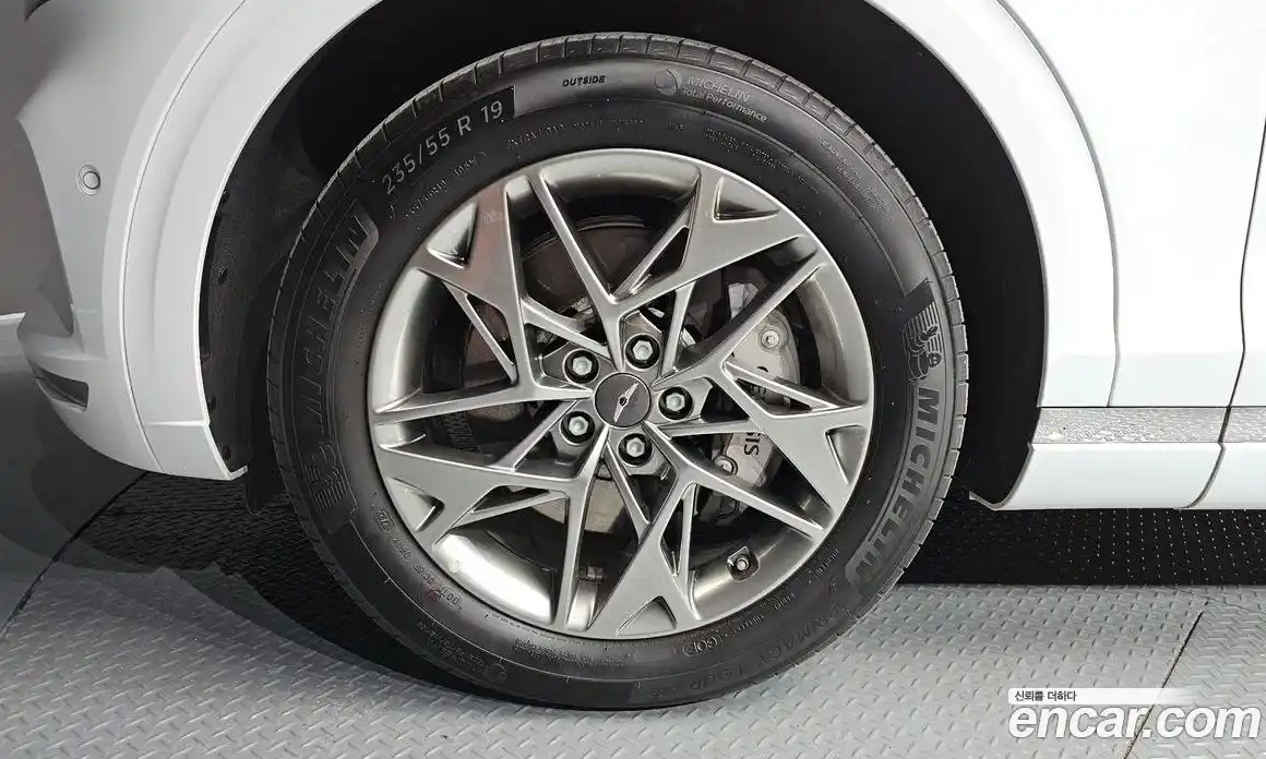 Genesis GV70 2023 2.5 Автомат в Москве № 13334, фото 19