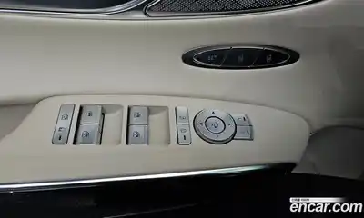 Genesis GV70 2023 2.5 Автомат в Москве № 13334, миниатюра 7