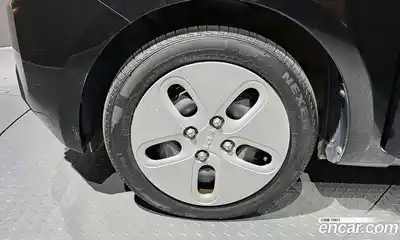 Kia Ray 2023 1.0 Автомат в Москве № 133425, миниатюра 10