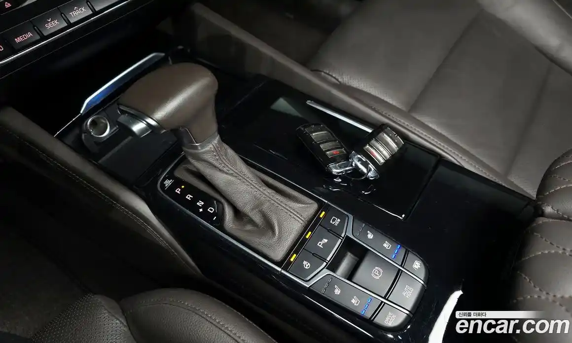 Kia K7 2017 2.4 Автомат в Москве № 133704, фото 12