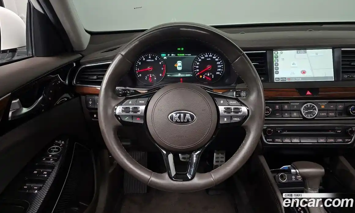 Kia K7 2017 2.4 Автомат в Москве № 133704, фото 20