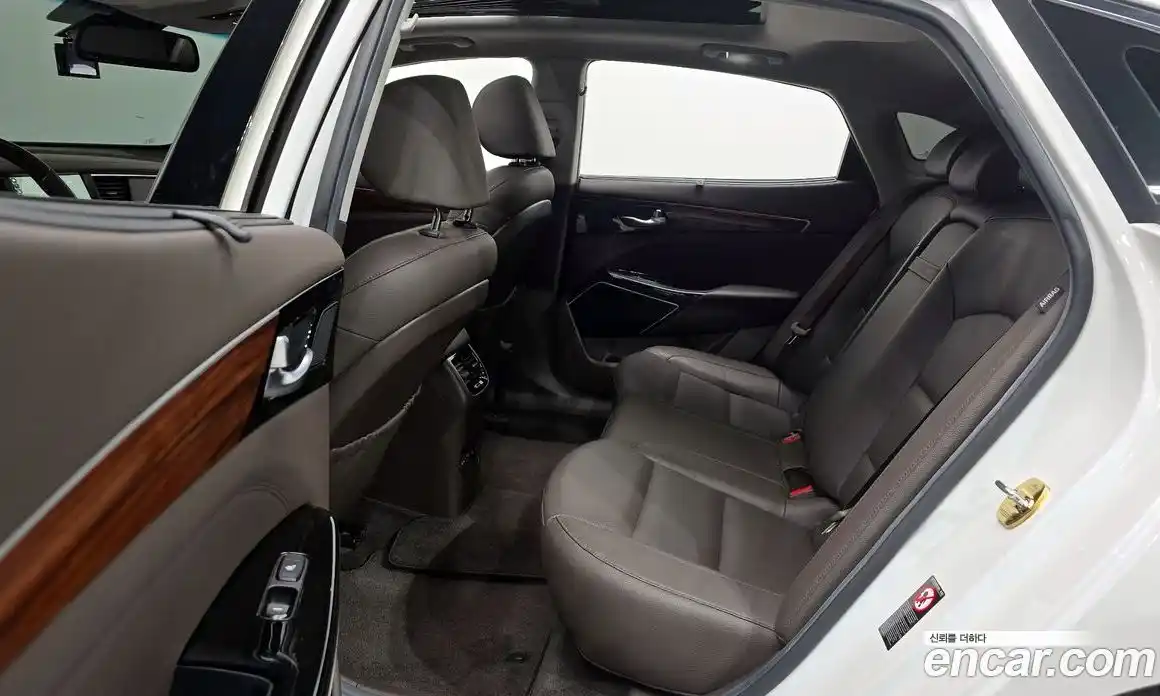 Kia K7 2017 2.4 Автомат в Москве № 133704, фото 8