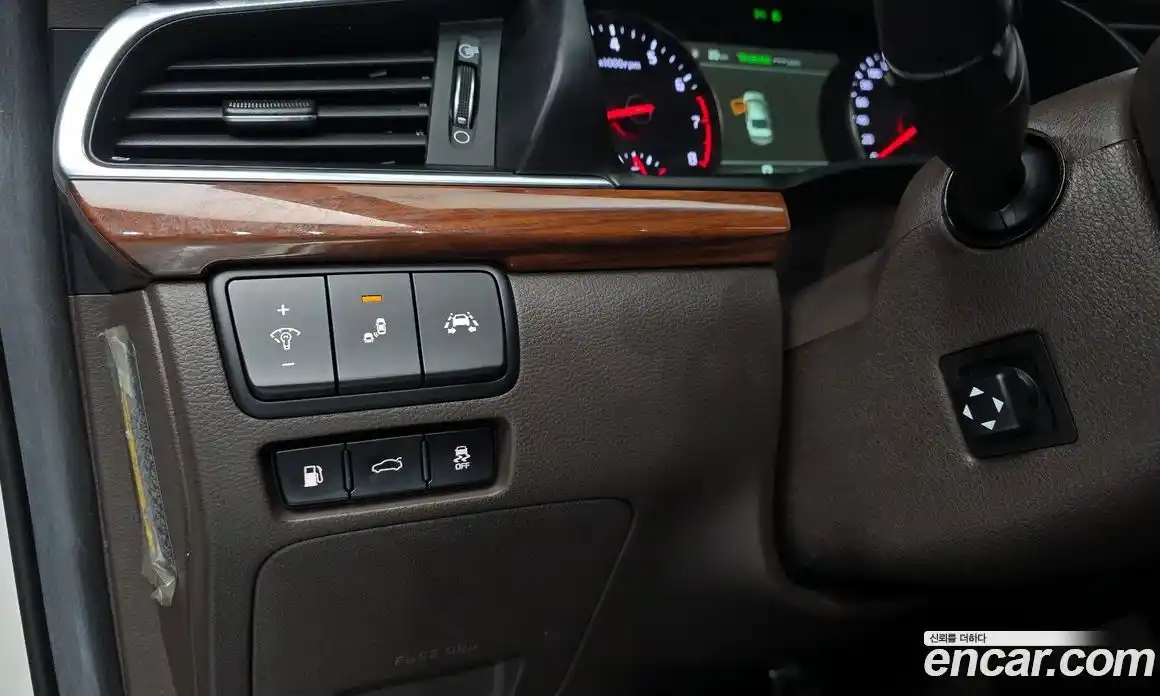 Kia K7 2017 2.4 Автомат в Москве № 133704, фото 9