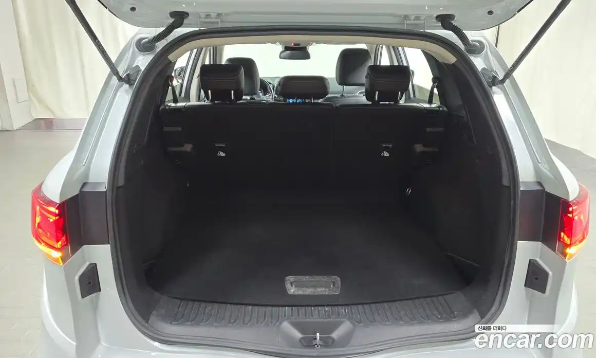 Renault QM6 2023 2.0 Автомат в Москве № 147320, фото 8