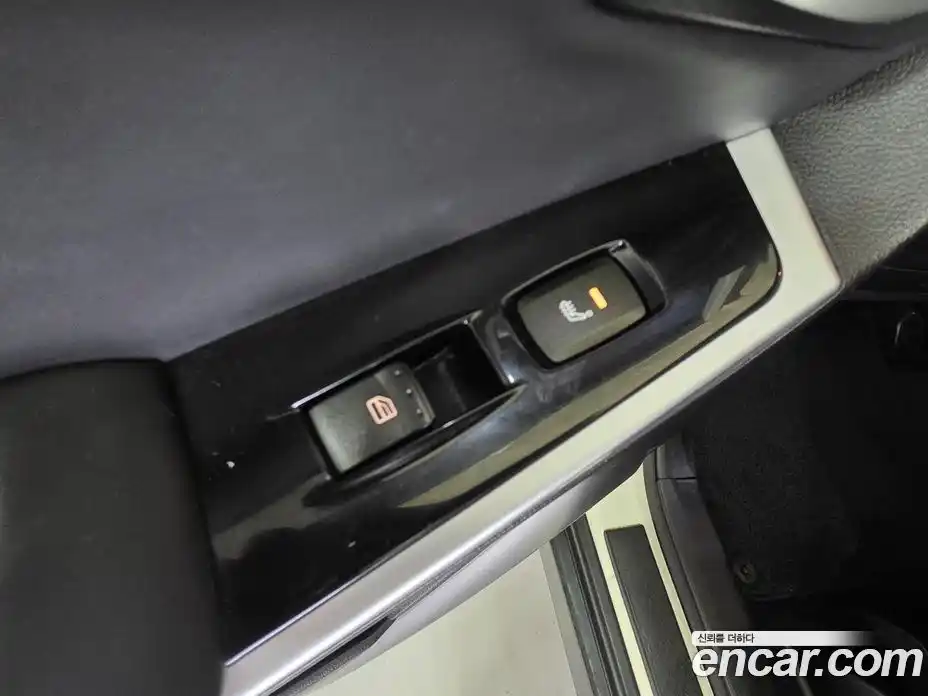 SsangYong Korando 2014 2.0 Автомат в Москве № 147395, фото 13