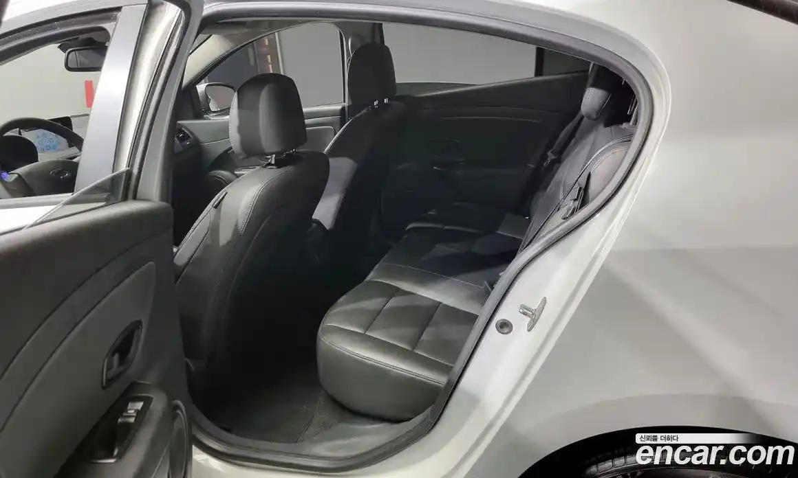 Renault SM3 2019 1.6 Автомат в Москве № 148053, фото 15