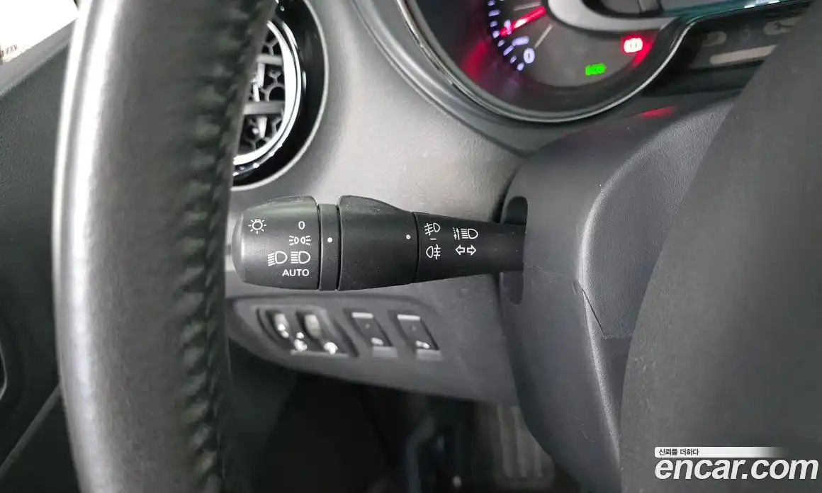 Renault QM3 2017 1.5 Автомат в Москве № 148143, фото 19