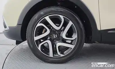 Renault QM3 2017 1.5 Автомат в Москве № 148143, миниатюра 7