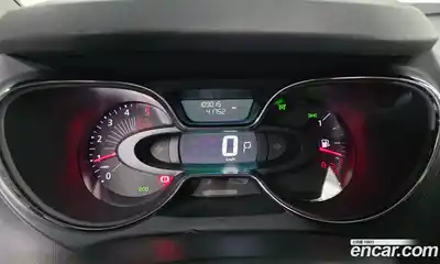 Renault QM3 2017 1.5 Автомат в Москве № 148143, миниатюра 9