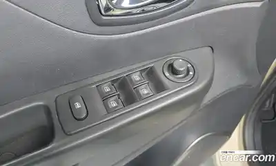 Renault QM3 2017 1.5 Автомат в Москве № 148143, миниатюра 10