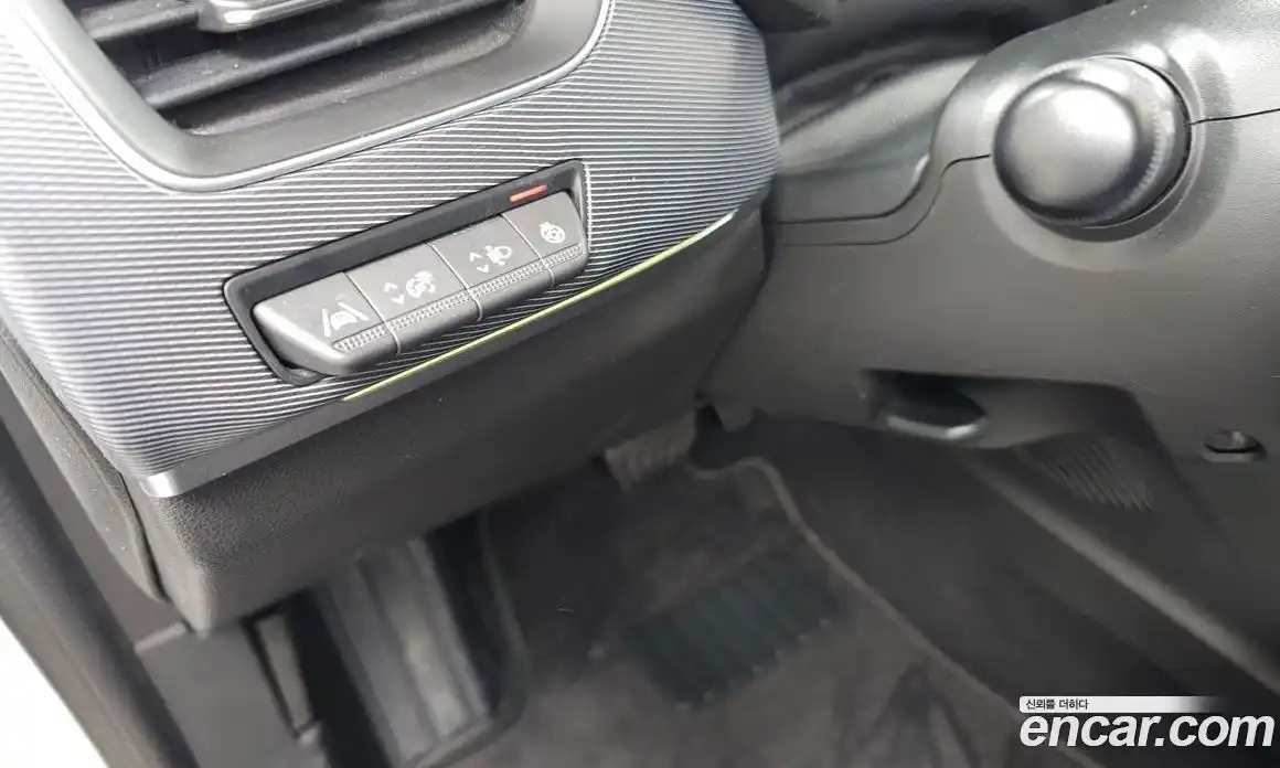 Renault XM3 2023 1.6 Автомат в Москве № 148511, фото 8