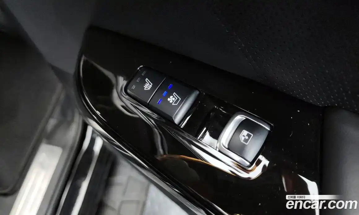 Kia Mohave 2023 3.0 Автомат в Москве № 15051, фото 8