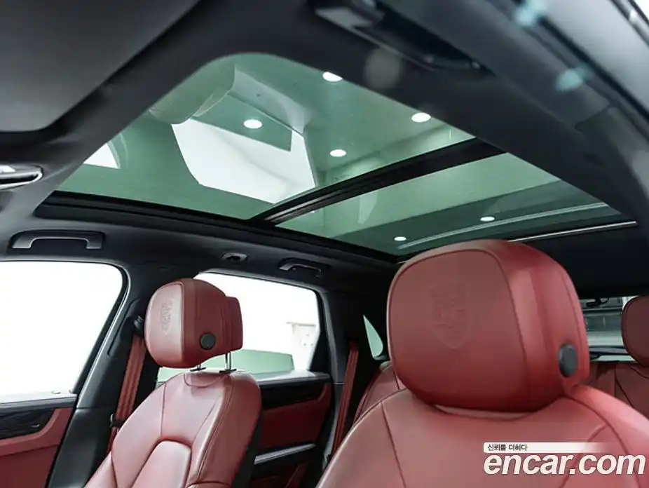 Porsche Cayenne 2023 3.0 Автомат в Москве № 151903, фото 17