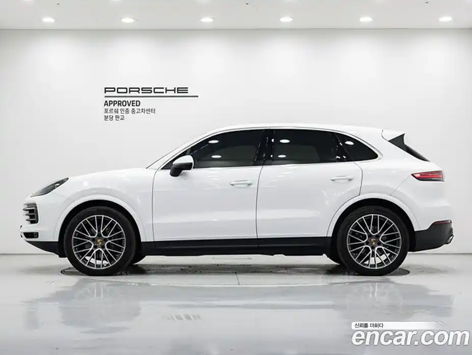 Porsche Cayenne 2023 3.0 Автомат в Москве № 151903, фото 6