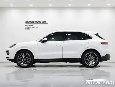 Porsche Cayenne 2023 3.0 Автомат в Москве № 151903, миниатюра 6