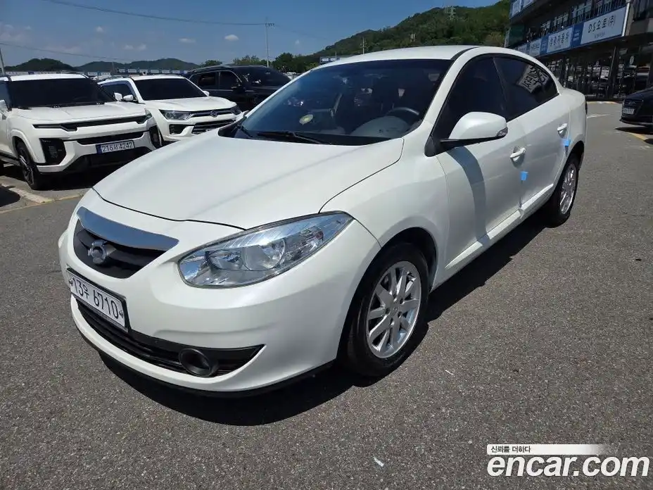 Renault SM3 2011 1.6 Автомат в Москве № 152780, фото 13