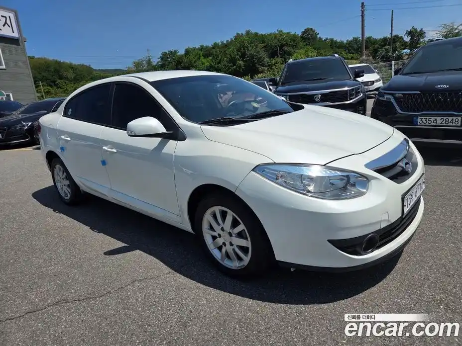 Renault SM3 2011 1.6 Автомат в Москве № 152780, фото 14