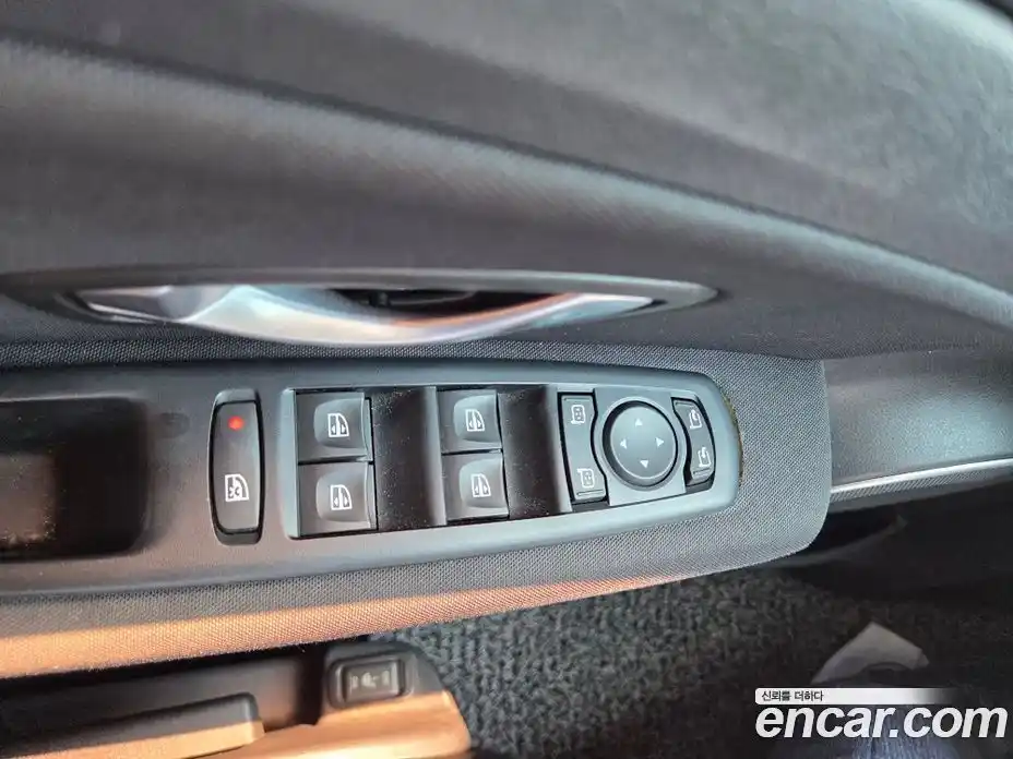 Renault SM3 2011 1.6 Автомат в Москве № 152780, фото 6